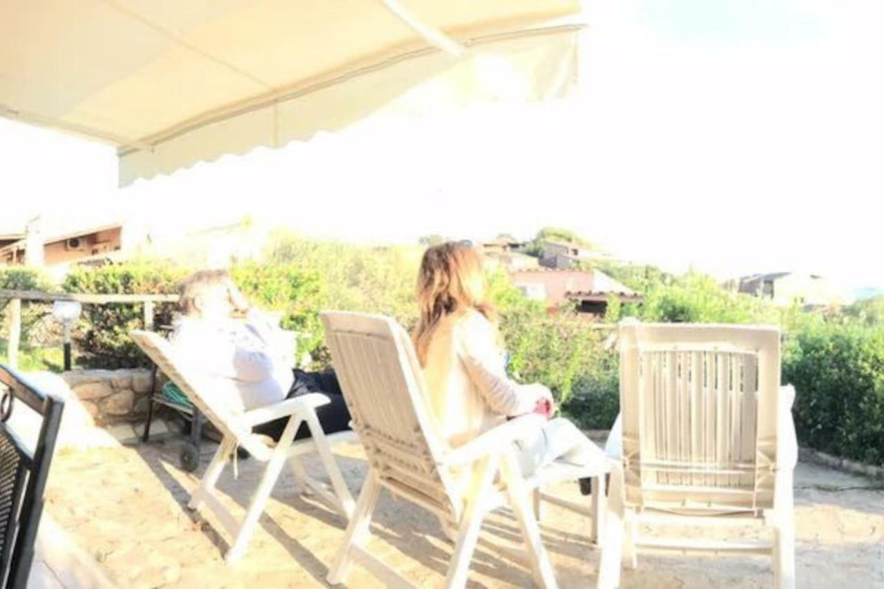 Casa Vacanza La Terrazza Panoramica A 200 Mt Dal Mare Симиус Екстериор снимка